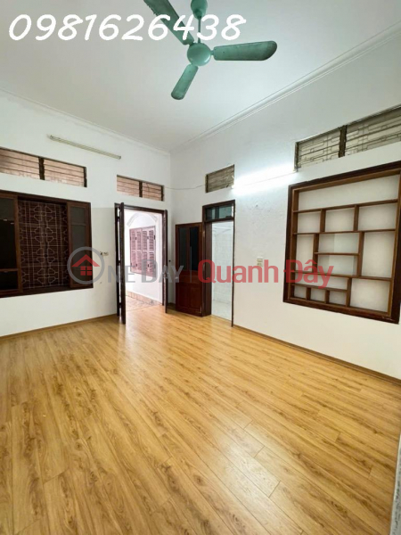 đ 7.5 Billion, TOWNHOUSE FOR SALE ON TO HIEU STREET - 52M2 x2 - HA DONG - CAR PARKING AT THE DOOR - NEAR HA DONG MARKET - TOP SECURITY