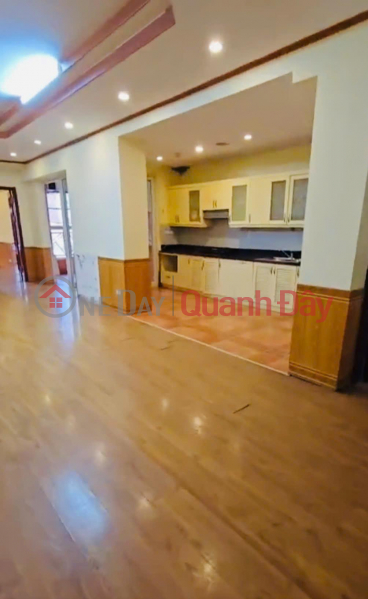 Beautiful apartment - good price Need to sell quickly apartment with nice view, located in Cau Giay district, Hanoi Sales Listings