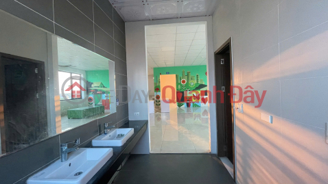 Cho Thuê Văn Phòng Có Diện Tích Khoảng 400m2 ( Mặt Tiền 15m) Tại 685, Đường Nguyễn Công Trứ, Phường Bích _0