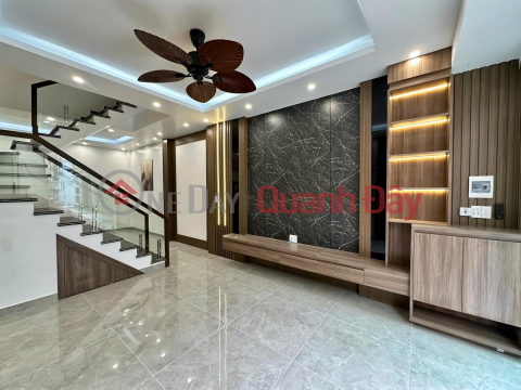 Brand new 4-storey house on lane 2 Thien Loi, price 3.9 billion, near Hoang Huy _0