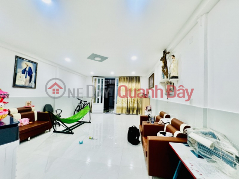 House for sale, ready to move in, Pham The Hien 4.6x13, expanding to the back, big alley, over 4 billion _0