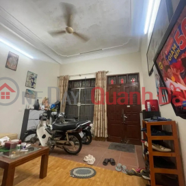 BÁN NHÀ: Hoa Bằng .DT: 50m2 - 4 tầng- MT 4.4m - 6.9 tỷ _0