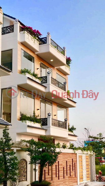 Urgent sale of 3-storey villa with park view, beautiful interior, Ten Lua Hai Thanh Residential Area, Tan Tao A Ward Vietnam | Sales | đ 10.7 Billion