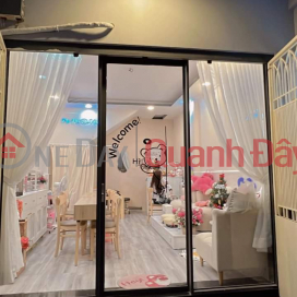 Need to transfer nail \/ shampoo salon in District 10, Ho Ba Kien street, crowded center of District 10. _0
