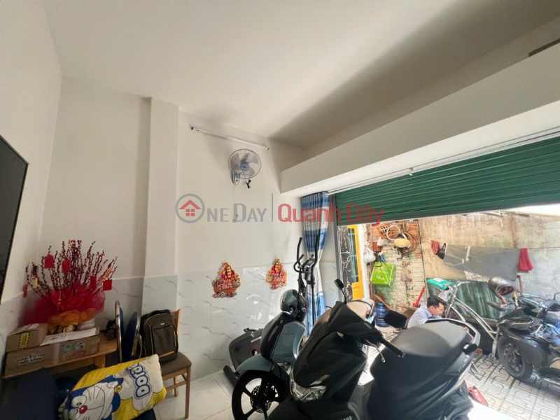 Nhà đẹp, thiết kế hiện đại, đúc thật 4 tầng, nằm trong khu dân cư hiện hữu, hẻm xe tải chạy vi vu, an ninh | Việt Nam, Bán | đ 6,5 tỷ