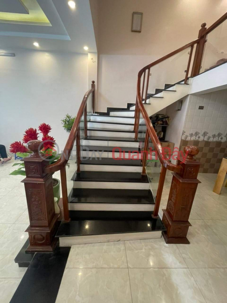 NEW HOUSE FOR SALE BUSINESS OTO AVOID, 48M*4 FLOOR. AT DONG HOI, FULL FURNITURE. PRICE MORE THAN 4 BILLION Sales Listings