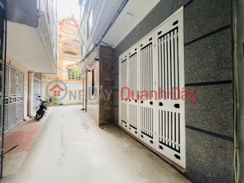 NHÀ ĐẸP- GIÁ TỐT Chính chủ cần bán gấp nhà tại ngõ 72/66/28, phường Quan Hoa, quận Cầu Giấy, Hà Nội. _0