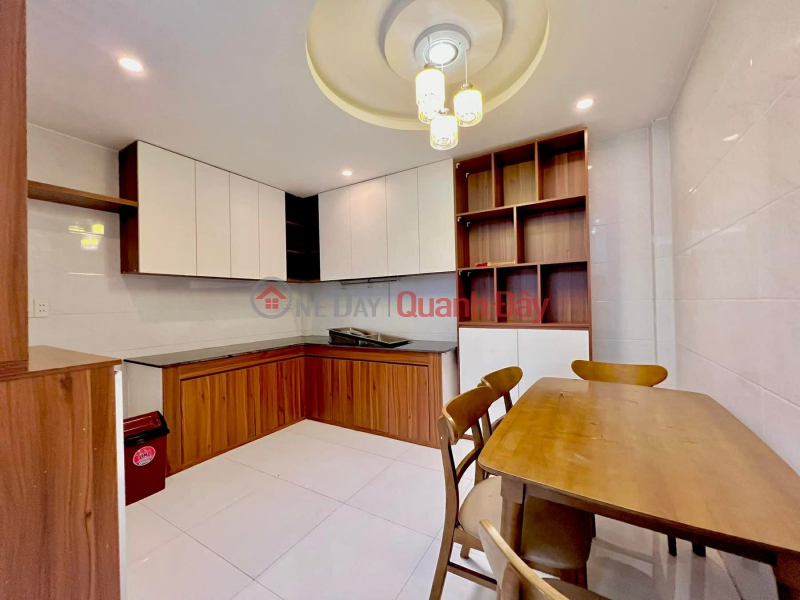 | Please Select | Residential, Sales Listings | đ 3.95 Billion