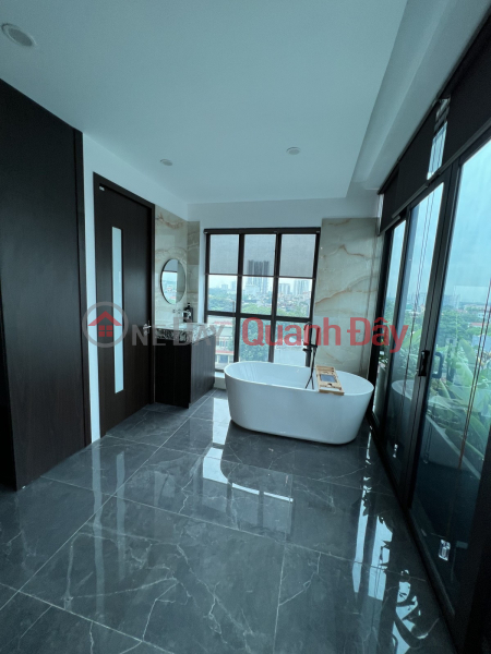 đ 22.3 Billion | Apartment for sale on Dai Tu street, 101 m2 x 8 floors, 25 rooms, 2 billion per year