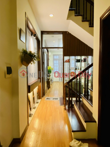 Selling a private house on Trung Kinh street, Cau Giay, 60mx5T, 4m, car-accessible lane, avoiding business right away, 12.2 billion lh Sales Listings