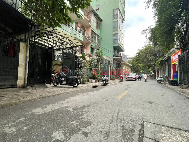 House for sale in Thanh Xuan District 95 m 5 T MT 5 m Price 17 Billion . Wide Sidewalk Business Types Sales Listings