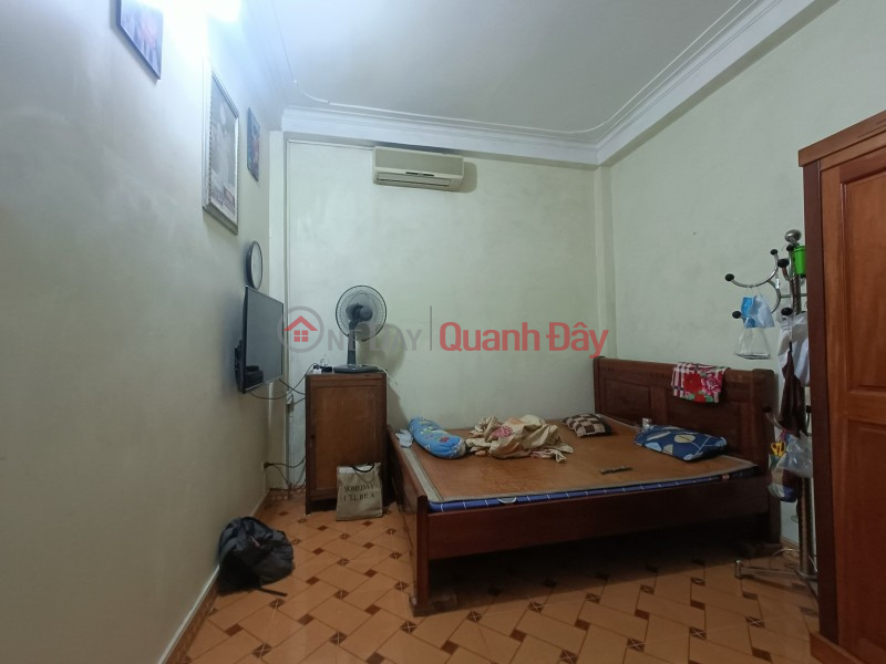 Private house on Nguyen Trai Thanh Xuan street 46m, 4 floors, 4 bedrooms, near the street, give full furniture, 4 billion VND | Vietnam | Sales ₫ 4.65 Billion