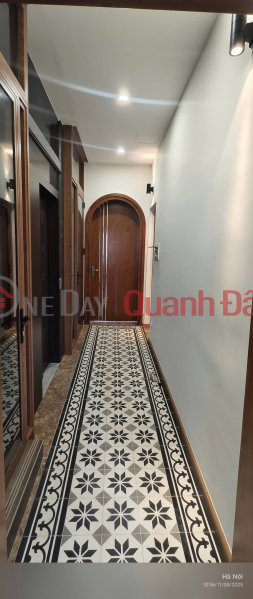 Corner lot 2 entrances to Nguyen Cong Hoan, 5-storey real estate, 72m², frontage 5.5m, top business, elevator 36.5 billion, Vietnam, Sales đ 36.5 Billion