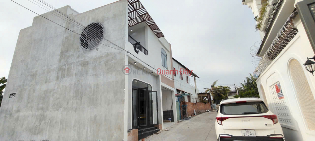 đ 3,79 tỷ | Bán nhà 1 trệt 1 lầu mới tinh, gần cầu Đồng Khởi, SR,TC, chỉ 3 tỷ 790