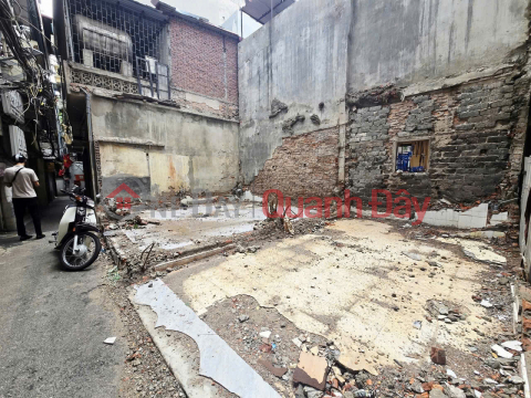 Selling 51.5 m2 of beautiful land on Thuy Khue alley - open alley - square, wide frontage, over 10 billion _0