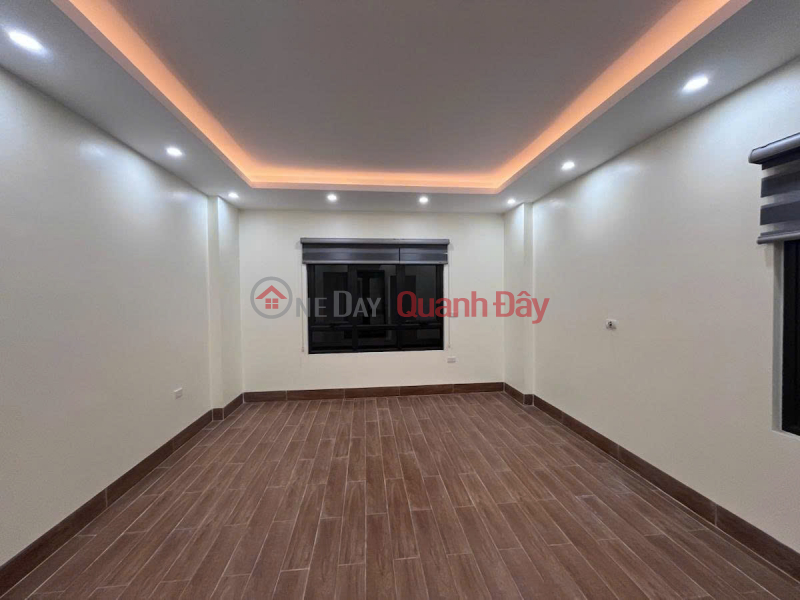 Property Search Vietnam | OneDay | Residential, Sales Listings CAU GIAY - 40M2 - 6 FLOORS WITH ELEVATOR - CORNER LOT - FRONTAGE 4.3M - THROUGH ALLEY - ONLY 10.9 BILLION