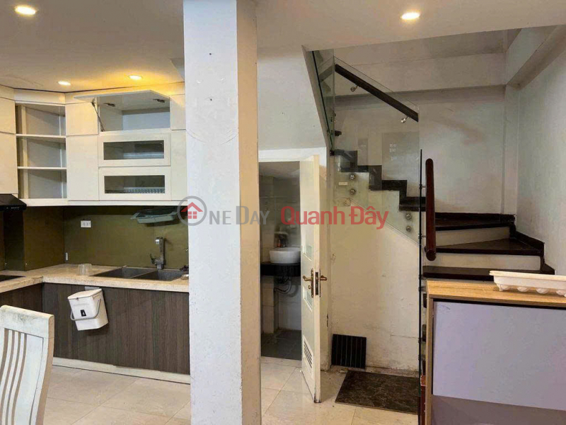 đ 13.5 Million/ month House for rent in Minh Khai, 4 floors x 35m2, 3 bedrooms, 4 bathrooms, 13.5 million\\/month