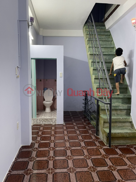 3-storey house in Ho Thi Ky alley, close to the market - only 8 million Vietnam, Rental, ₫ 8 Million/ month