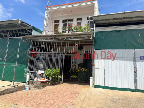 The owner needs to sell 3 adjacent houses with low prices in Bao Loc _0