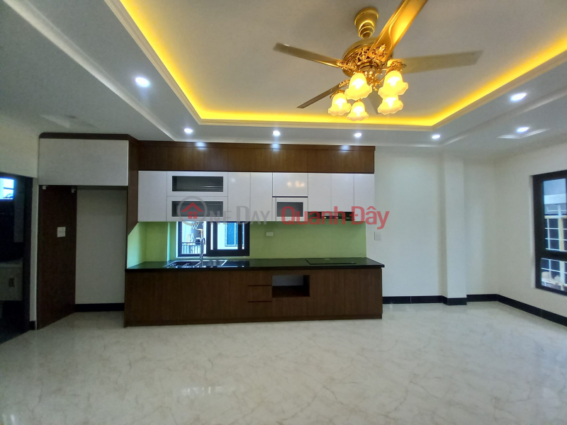 Property Search Vietnam | OneDay | Residential, Sales Listings | 55m 7 Floor Corner Lot Hoang Hoa Tham Street. House Elevator Near Cars Investment Price. Owner Needs Urgent Sale.