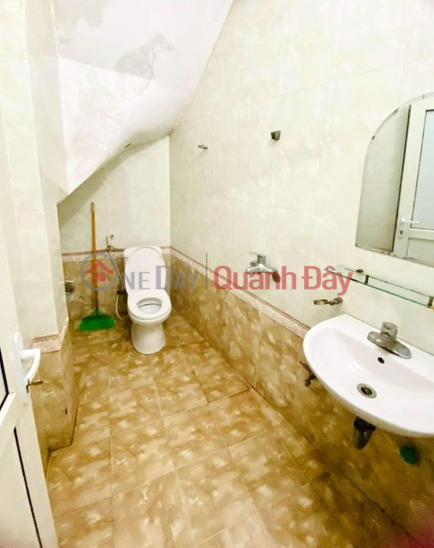 đ 14 Million/ month, MAIN SCHOOL HOUSE FOR RENT, 55M2, 4 FLOORS, 4 NIGHTS, 2 WC, 14 MILLION (NEGOTIABLE)