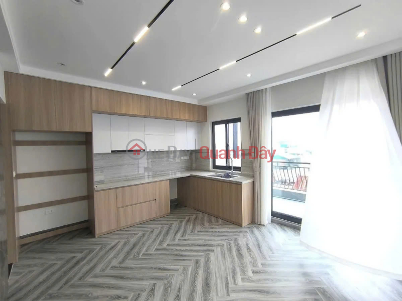 BEAUTIFUL NEW HOUSE, CAR PARKING AT THE DOOR, Tram Street, 37M2, x 6 Floors, 4.7m frontage, 10 billion Long Bien. Vietnam, Sales | đ 10 Billion