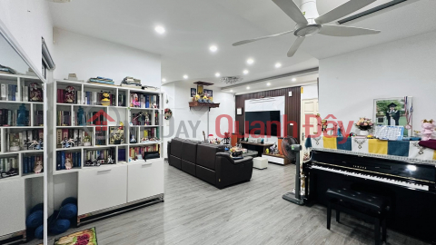 Building 137 Nguyen Ngoc Vu 113m2, 3 bedrooms, airy corner, beautiful interior, 8.95 billion Cau Giay Center _0