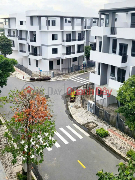 Property Search Vietnam | OneDay | Nhà ở Niêm yết bán, Nhà Khu The Pearl Riverside SHR 4 tầng 90m2, Vuông – Nguyễn Văn Tuôi Long An SS