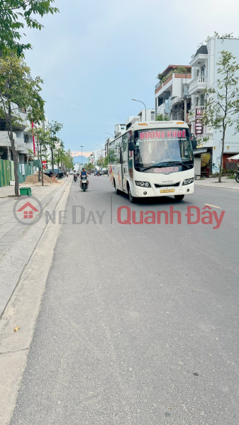 3-STOREY, 1-ATTRANCE FRONT HOUSE FOR SALE ON STREET NO. 4, VCN PHUOC HAI Sales Listings
