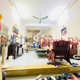 HOUSE FOR SALE IN KHAM THIEN MARKET - DONG DA, SUPER RARE, BEAUTIFUL HOUSE, SQUARE BOOK, AREA 44M2, PRICE 6 BILLION _0