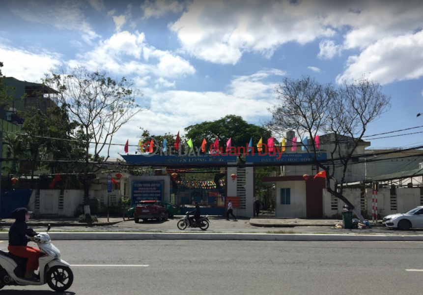 Trường THCS Nguyễn Lương Bằng (Nguyen Luong Bang Secondary School) Liên Chiểu | ()(2)