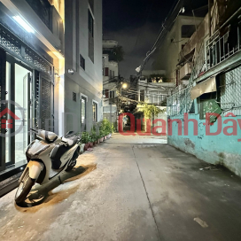 8 BILLION VND, IMMEDIATE OWNERSHIP OF A PROPERTY ON PHAM VAN DONG STREET, VF5 GATEWAY, 20M FROM MAIN STREET, AREA: 40M2 x 5 FLOORS _0