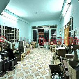 House for sale in District 9, truck alley, 134m2, Phuoc Long B, car sleeping in the house, only 7ty _0