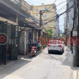 OWNER SELLING LAND WITH 4-STORY HOUSE, READY TITLE DEED, FRONTAGE WIDE ENOUGH FOR CARS TO PASS IN HOANG MAI DISTRICT. _0