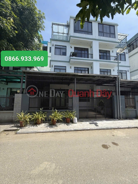 BÁN BIỆT THỰ SÂN VƯỜN NAM TỪ LIÊM – 2 MẶT THOÁNG – VỈA HÈ RỘNG – NỘI THẤT SANG TRỌNG _0
