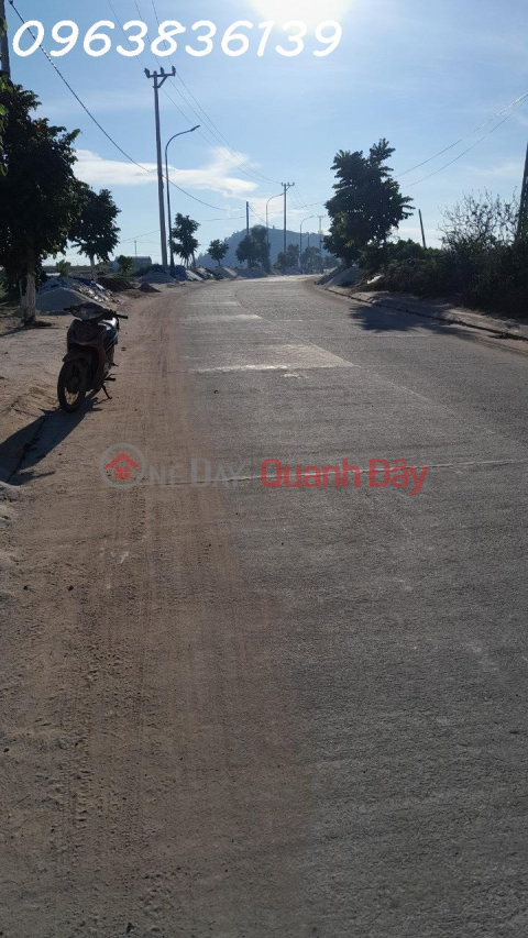 Sale of land for residential planning. Road surface 12m, main axis of Ly Son island, Quang Ngai _0