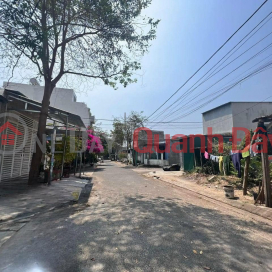 Land Lanh Resettlement lot for sale - Vinh Thai - Nha Trang _0