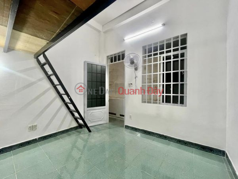 đ 3 Million/ month Duplex room on high floor with extremely preferential price for students at Nhat Chi Mai