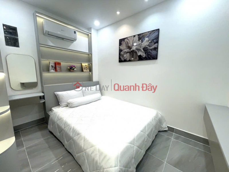 | Please Select | Residential Sales Listings | đ 4.95 Billion