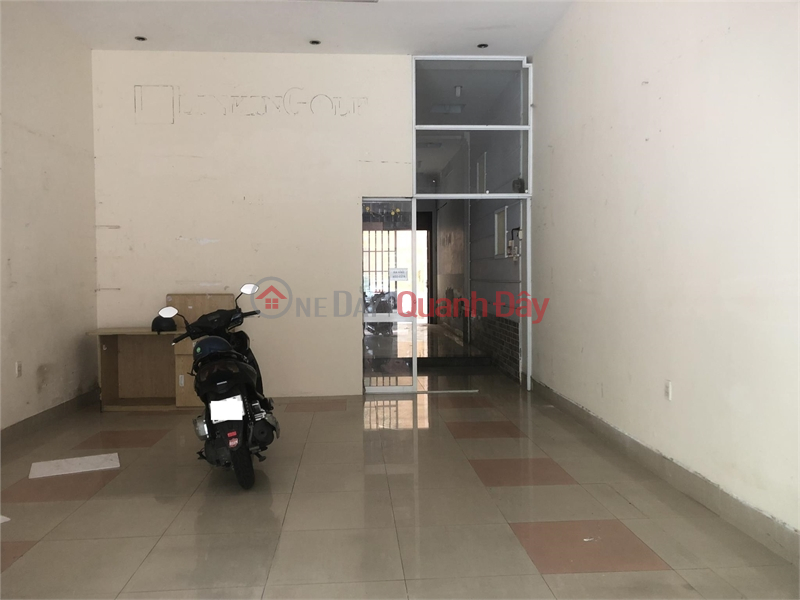 Nice glass space for rent in Nguyen Thai Hoc area, P7, TPVT Rental Listings