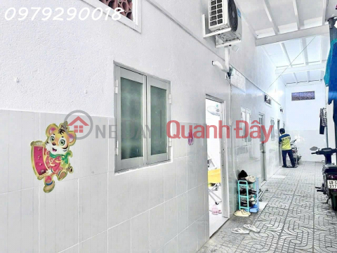 Owner needs money, selling a row of 7 rental rooms and 1 kiosk, currently fully rented out for 13 million VND\/month. _0