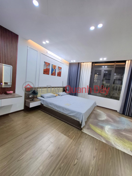 đ 20.5 Billion, Owner selling house on Vuong Thua Vu street, 50m², 7 floors, elevator, car access to the house.