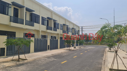 Ở trọ mãi hay có nhà riêng, sở hữu nhà mặt phố chỉ với 439 triệu _0