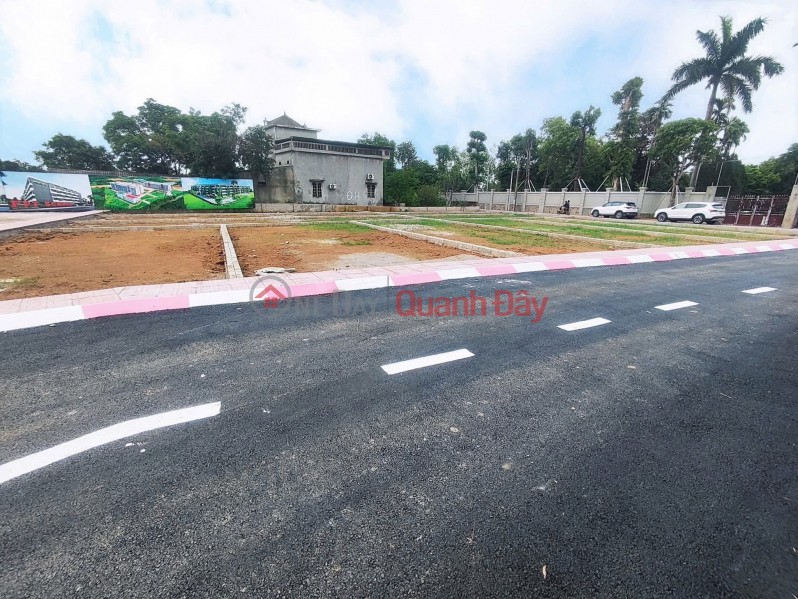 đ 2,3 tỷ Đất nền Láng Hòa Lạc 100m2 giá 2.35 tỷ – đường ô tô, gần trường học, dân cư đông Nguyễn Hùng BĐS - 0989333012