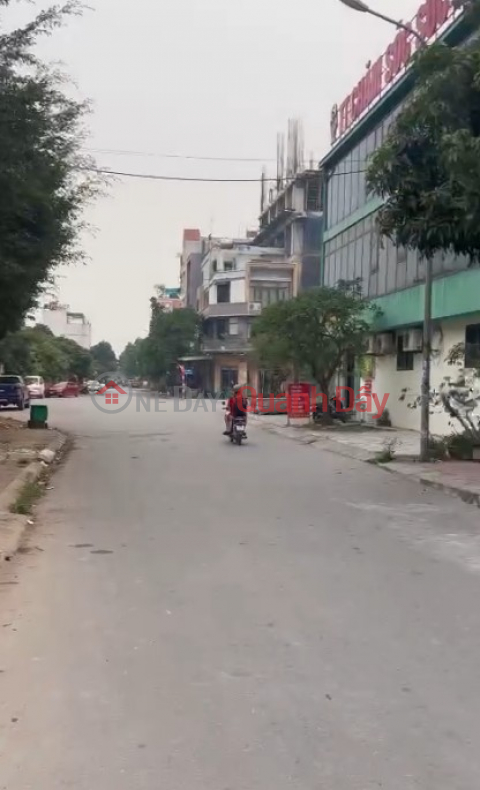 5-story house for sale - Ha Nam Industrial Zone - Fully furnished - Wide road, cars can drive right to the door. _0