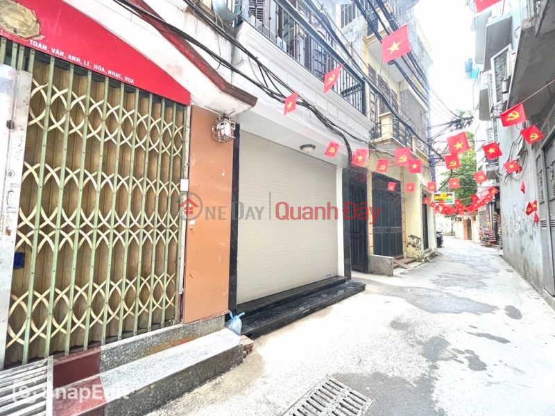 XUAN THUY, AREA 43M, 15.8 BILLION, CORNER LOT, 3 SIDES, OPEN ALLEY, CARS CAN PASS THE HOUSE, ALLEY SUITABLE FOR BUSINESS Sales Listings
