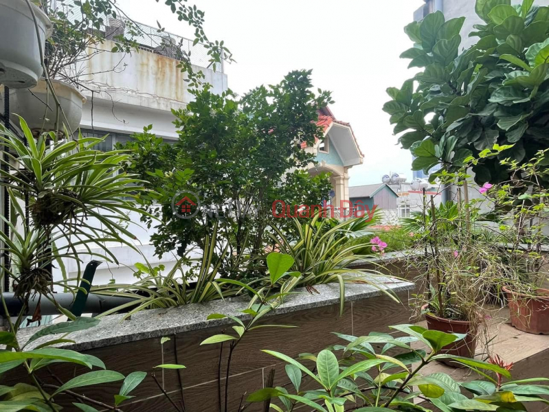 Property Search Vietnam | OneDay | Residential Sales Listings, 7-FLOOR ELEVATOR HOUSE - BUSINESS STREET - EXTREMELY Busy Business Area - RARE ️ Description: House facing Yen Hoa street, Cau