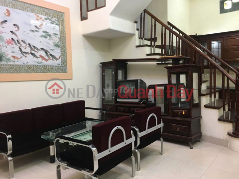 For rent for FAMILY, whole house in Thinh Quang alley 9.5 MILLION - 4 floors, 33m², 4 bedrooms, 4m frontage, _0