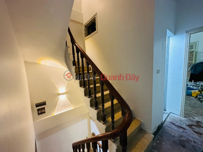 BÁN NHÀ: Cầu Giấy .DT: 37m2 - 5 tầng - MT 3.8m - 7.2 tỷ Cầu Giấy Niêm yết bán