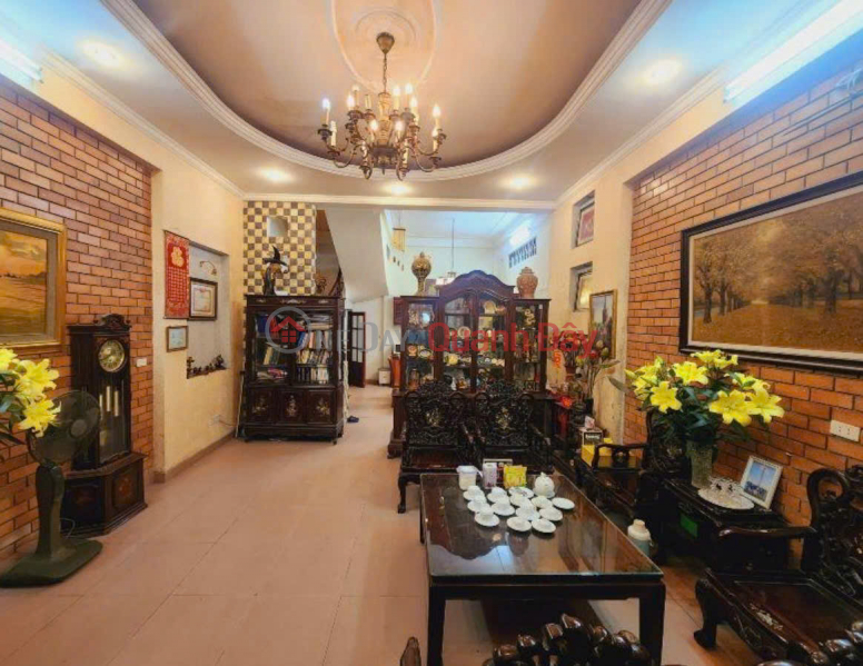 Property Search Vietnam | OneDay | Residential Sales Listings Townhouse for sale in Chua Lang - Subdivided for business - 2 open spaces in front and back - Car garage